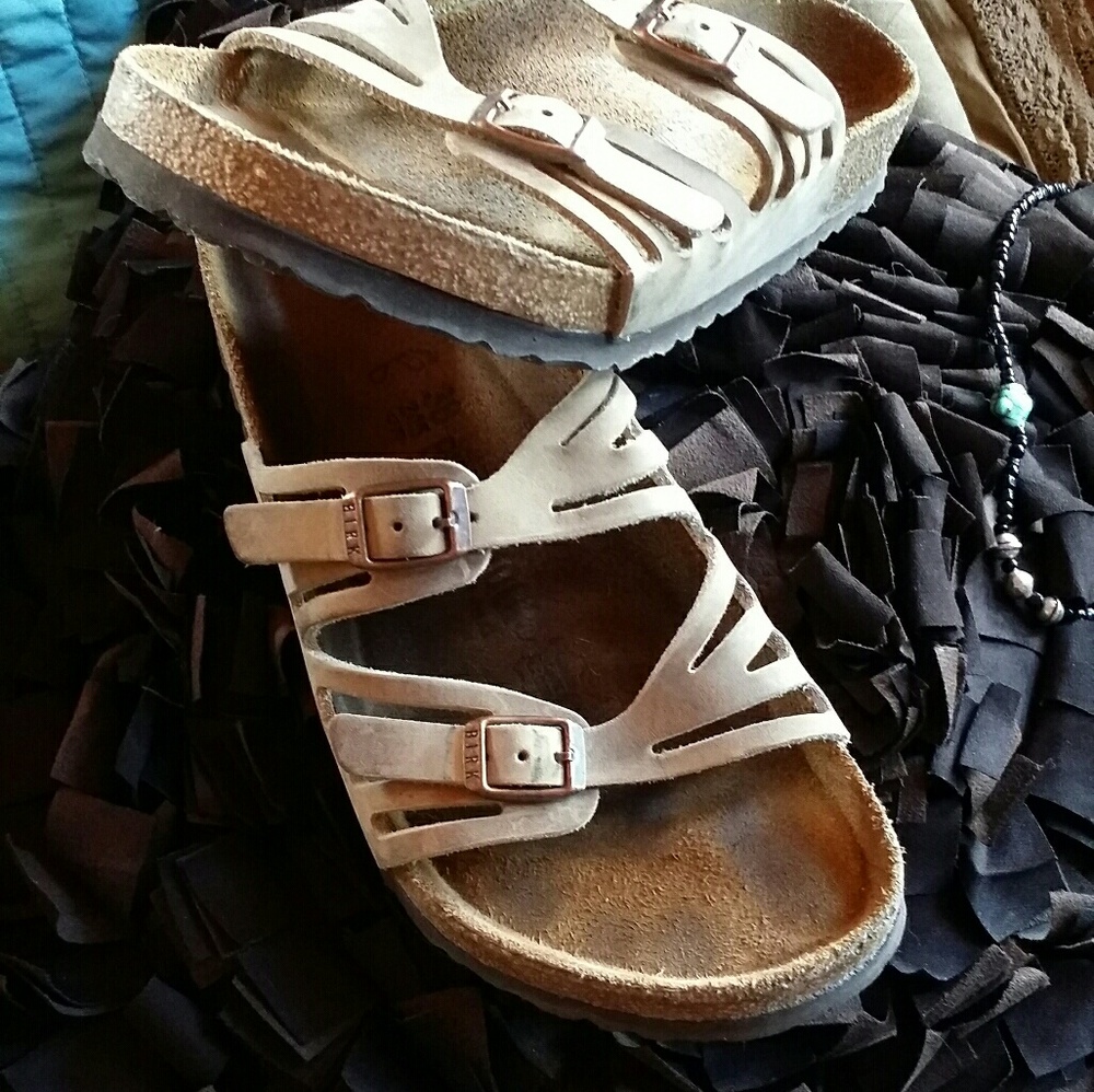 Birkenstock sandals 🌿